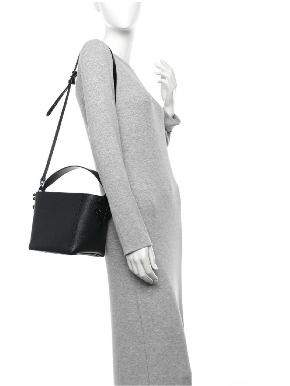 Christian Louboutin ’Cabachic Bucket Bag’ - Picture 3 of 11